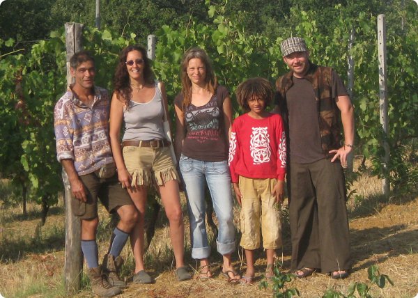 Med Tassarolos familj i vingården